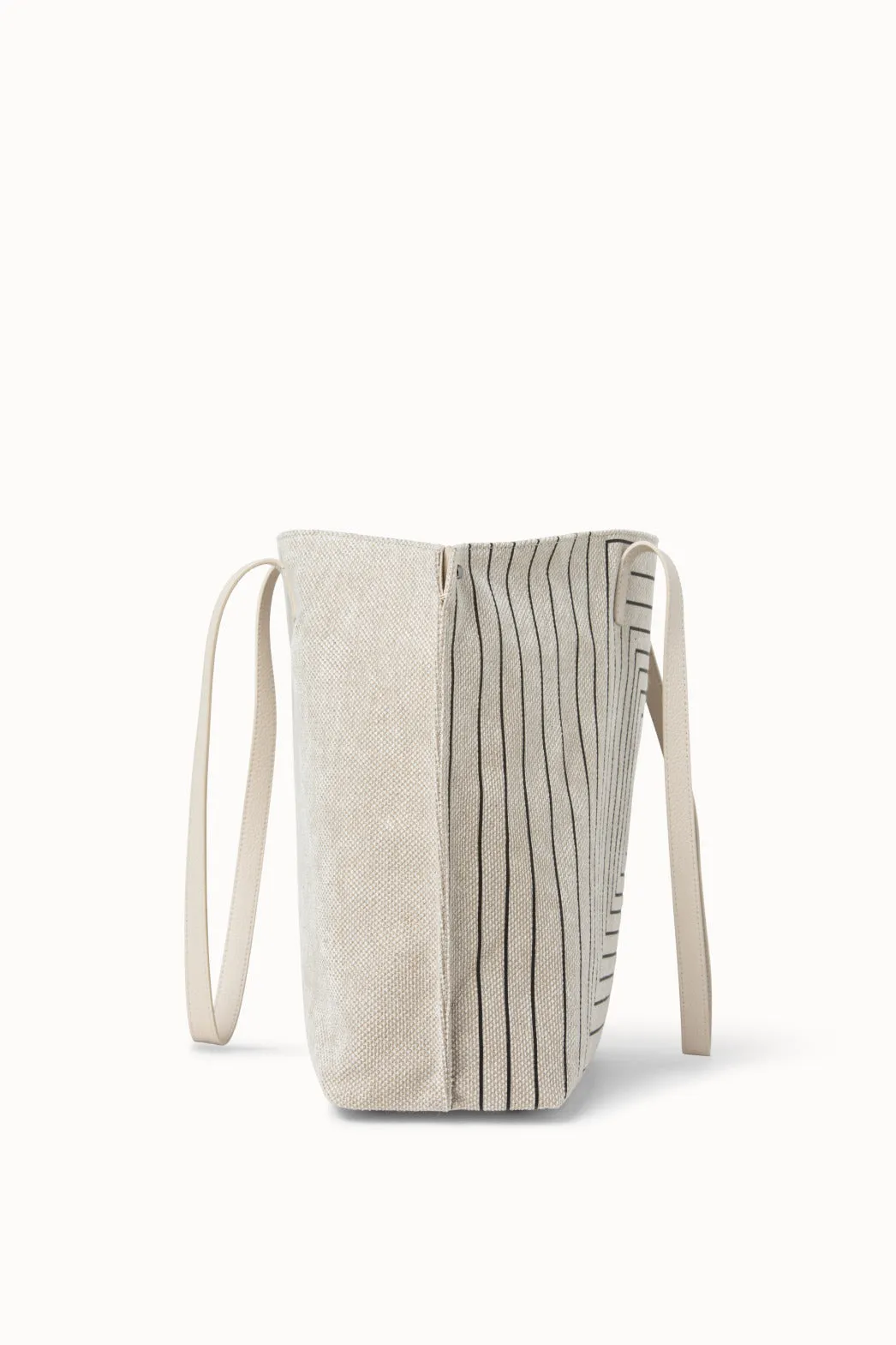 Ai Medium Shoulder Tote