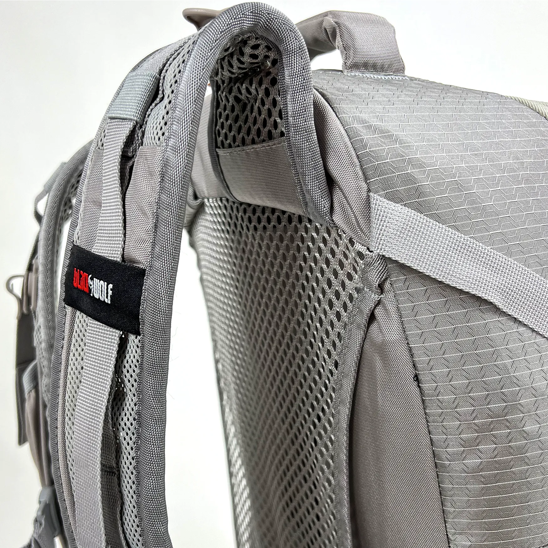 Axiom 30L Backpack