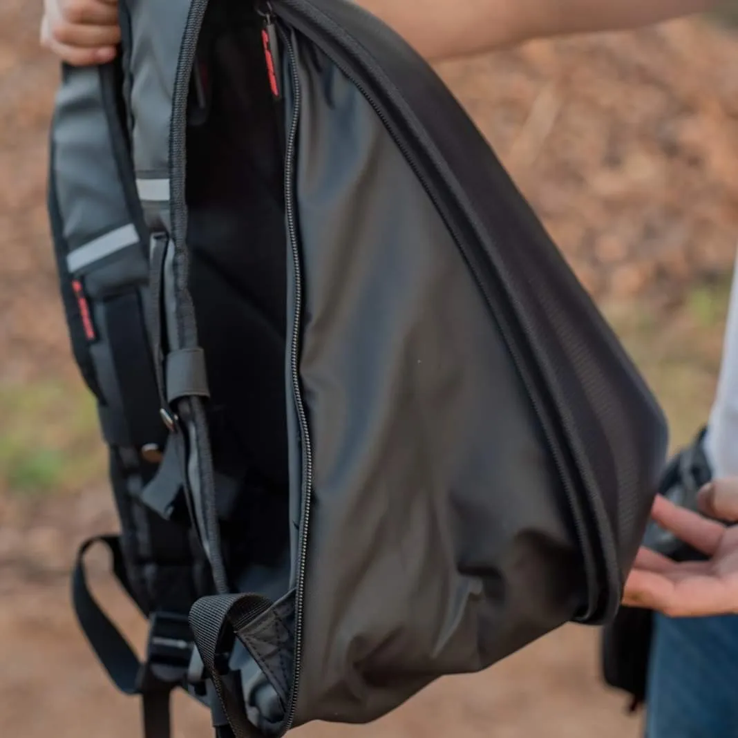 Back Pack EVA/PVC Carbon Grain Black