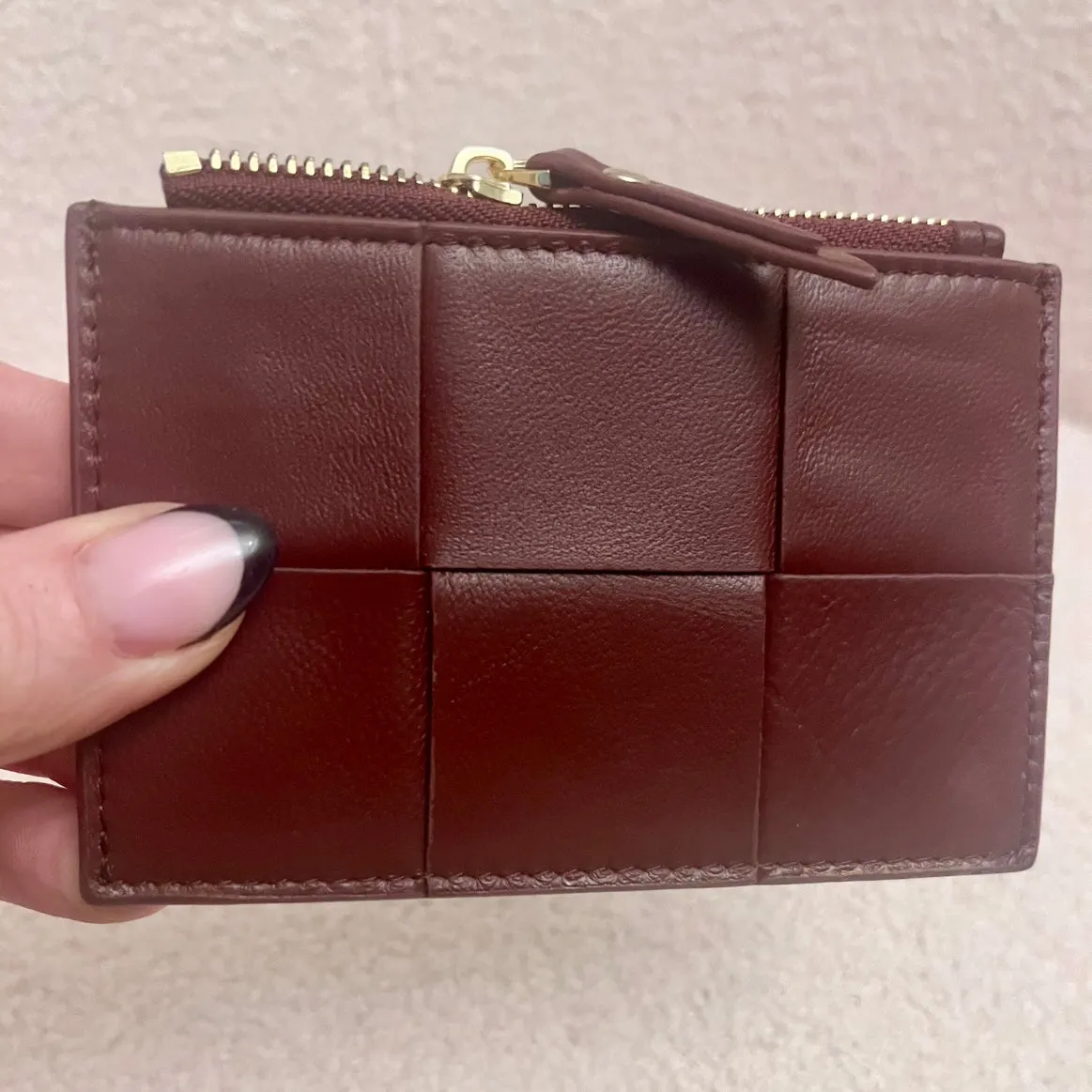 CARDHOLDER WITH ZIP POCKET