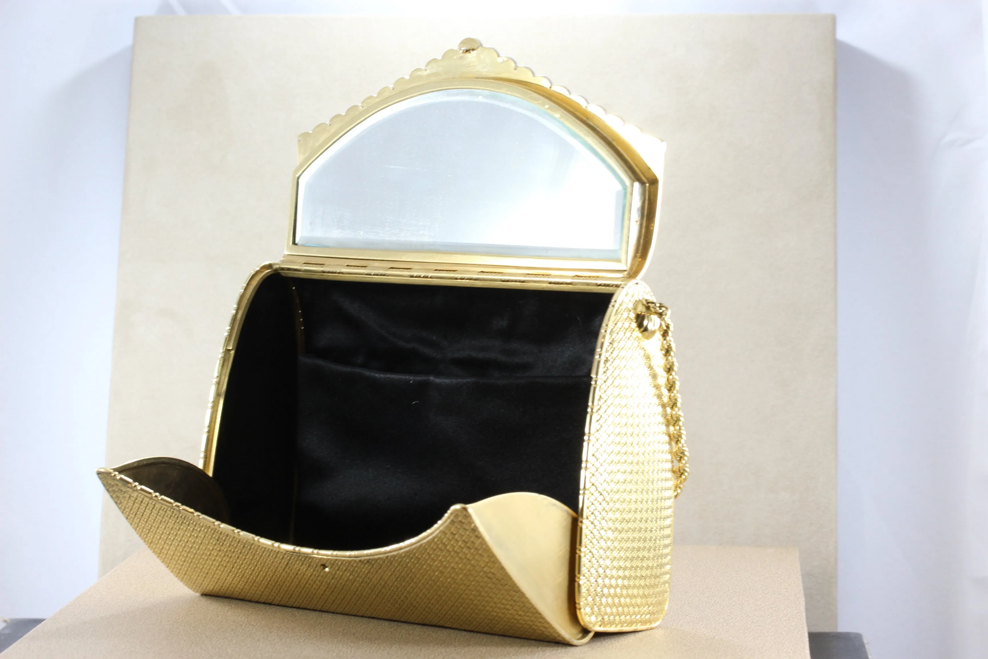 Cartier Paris Diamond Gold Evening Purse