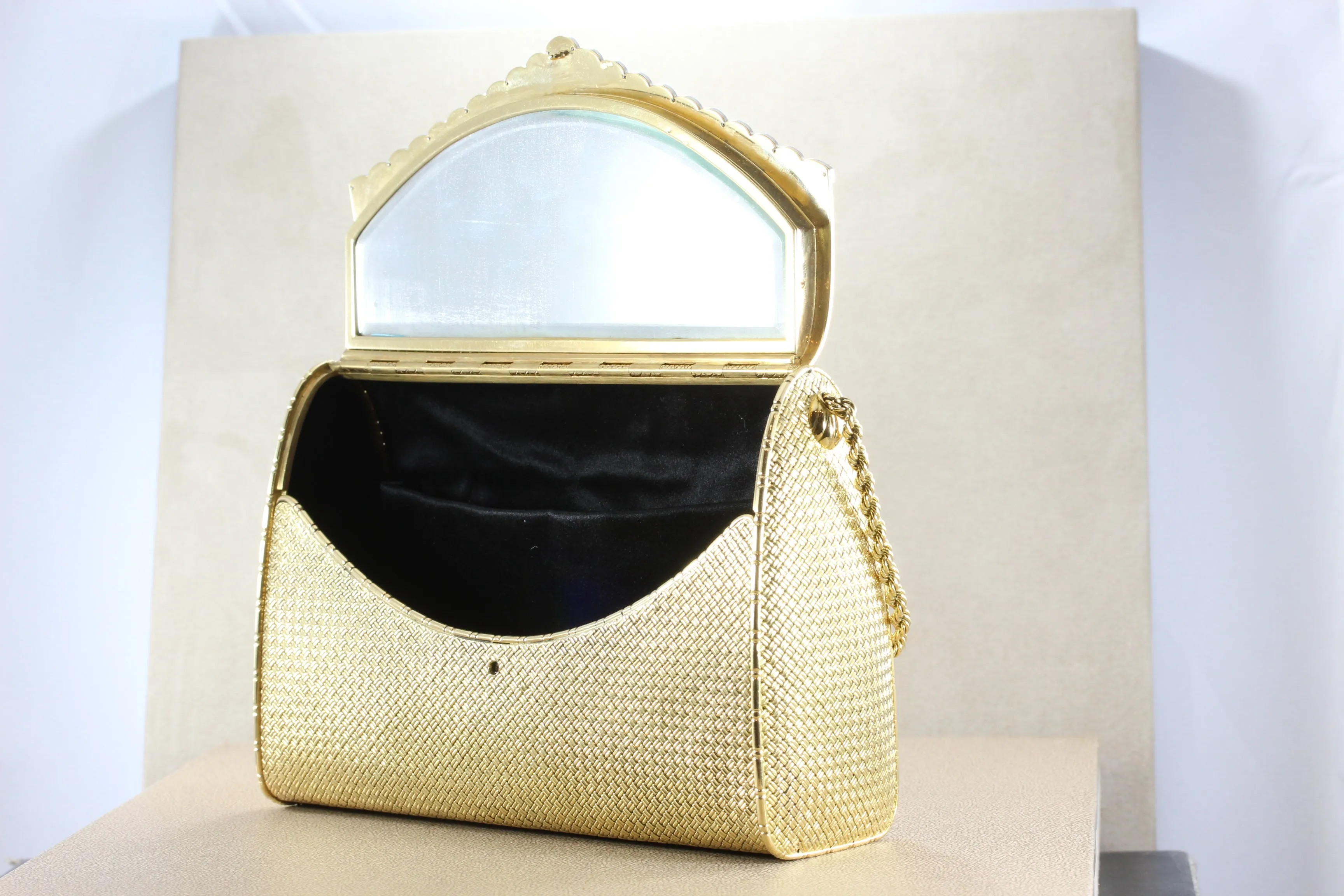 Cartier Paris Diamond Gold Evening Purse