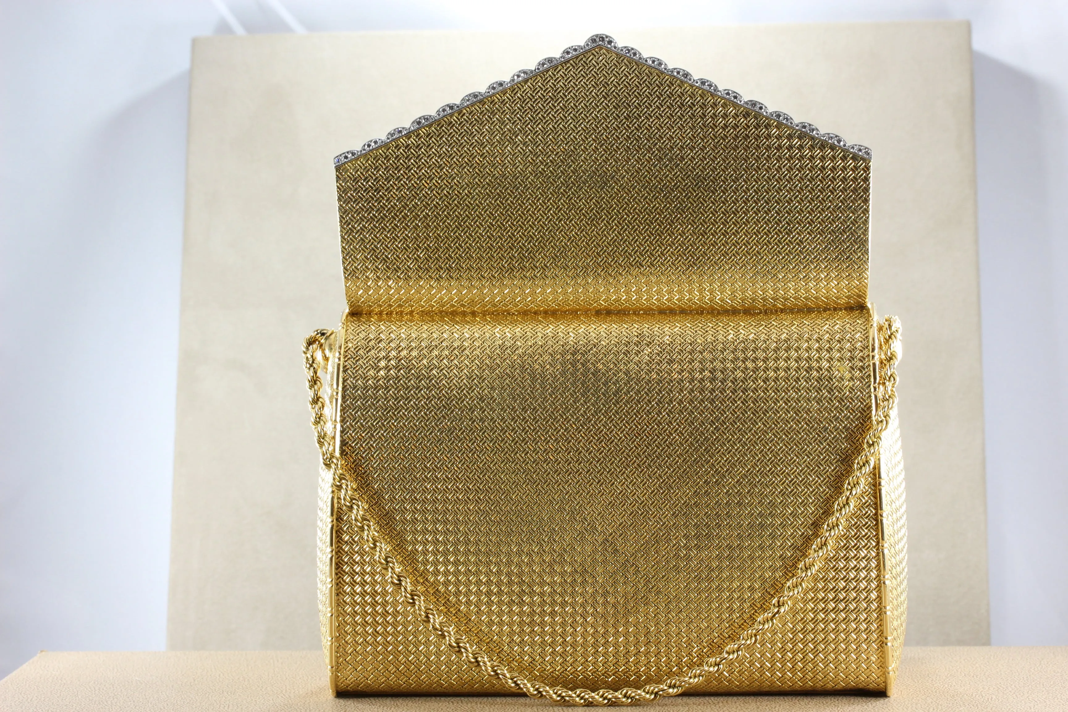 Cartier Paris Diamond Gold Evening Purse