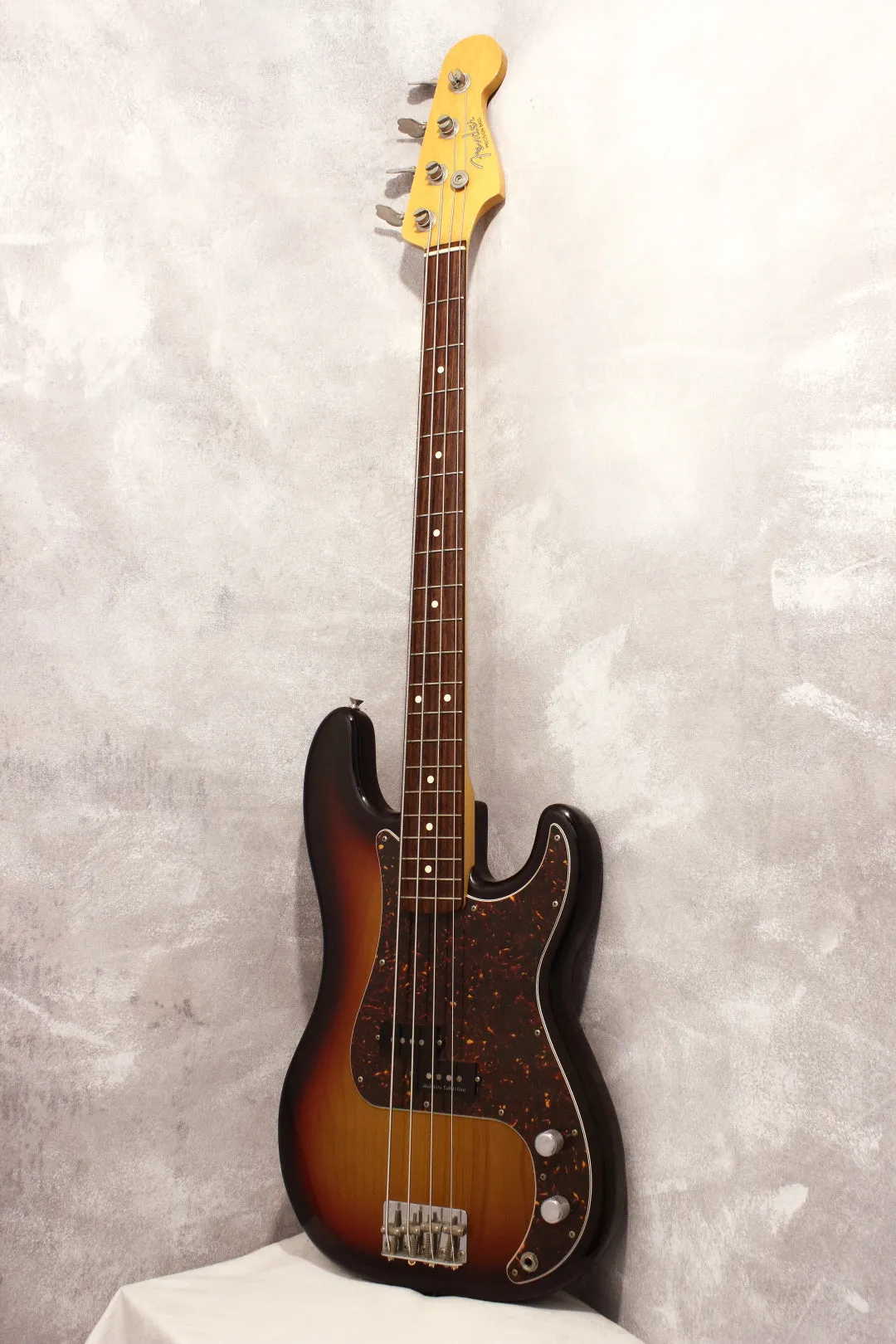 Fender Japan '62 Precision Bass PB62-95DMC Sunburst 2004