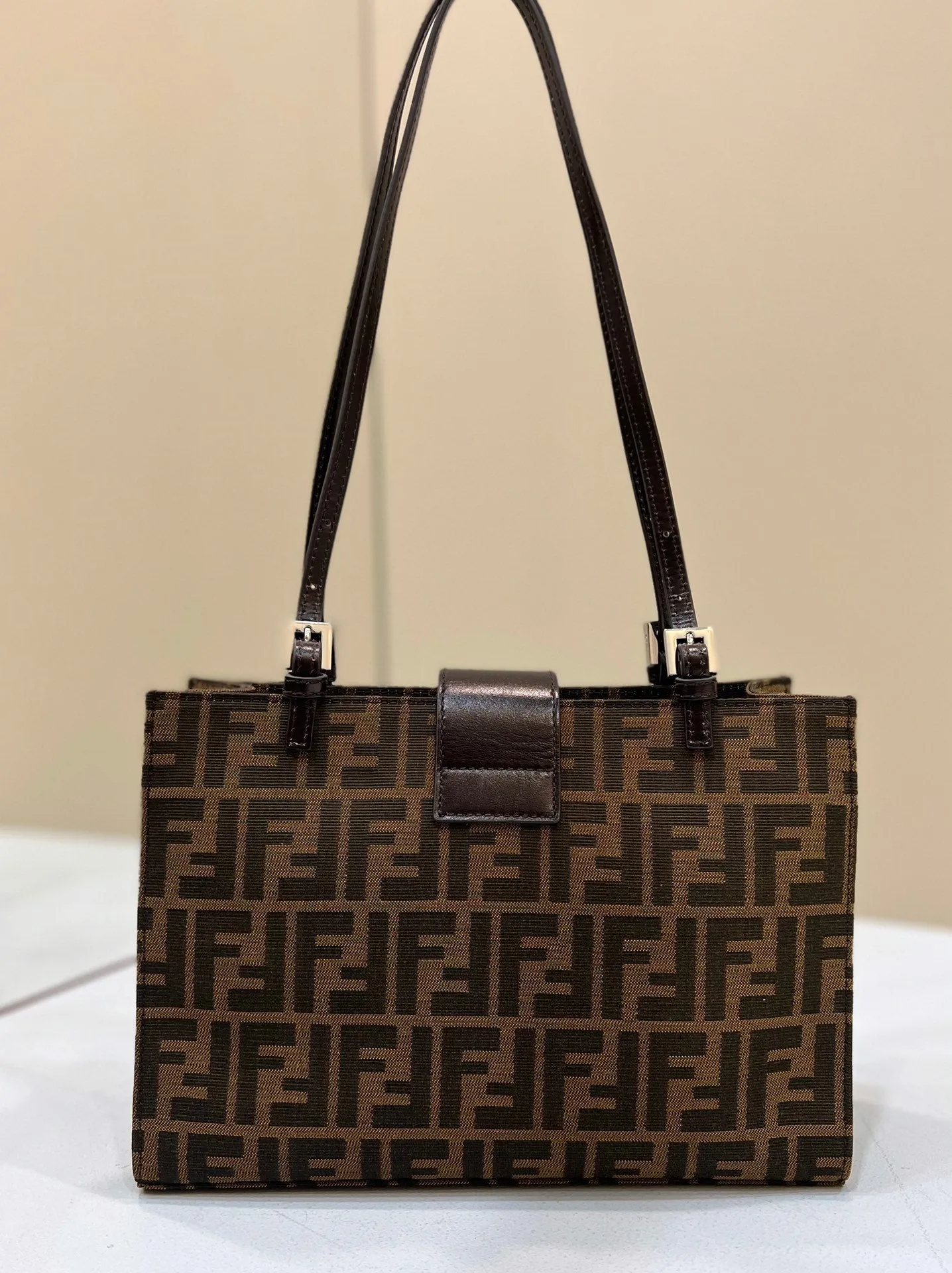 FI Baguette Tote Brown For Woman 11in/28cm