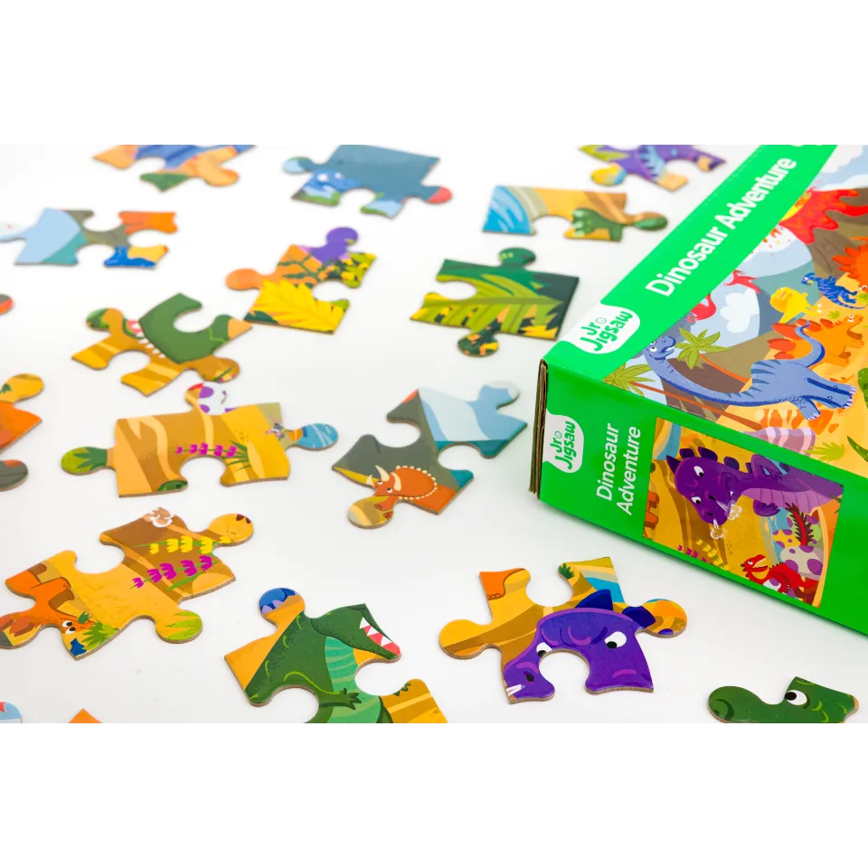 Junior Jigsaw: Dinosaur Adventure