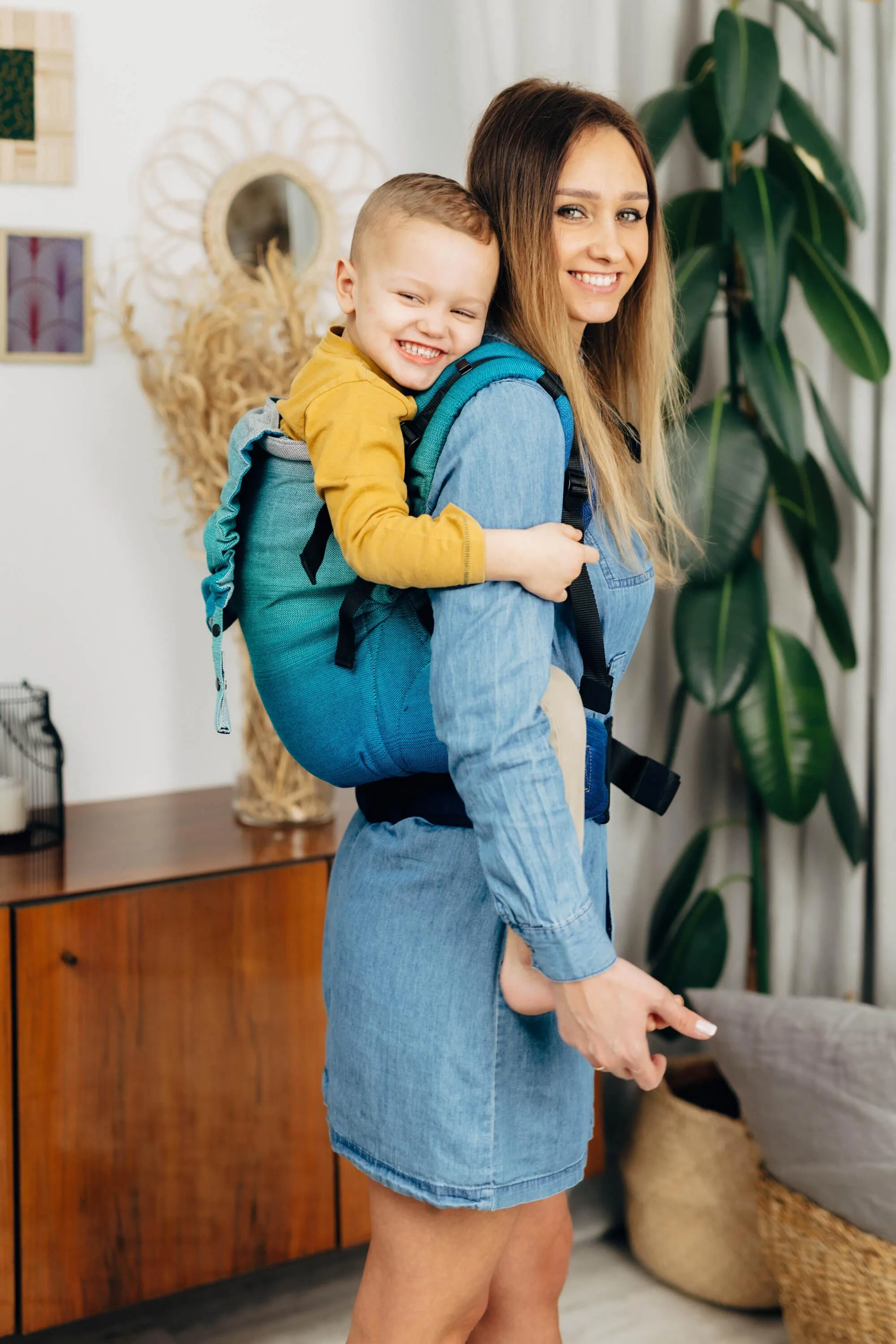 LennyLamb Preschool Carrier Airglow