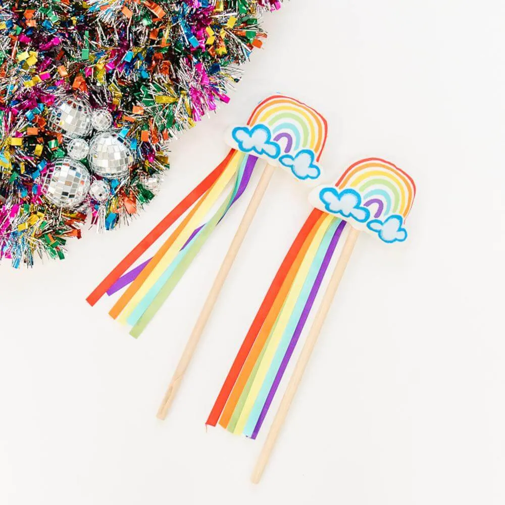 Magic Wand Toy Rainbow: "My niece loves it. Very pretty!"