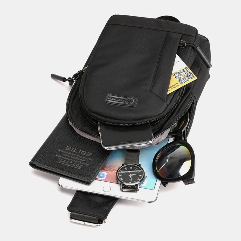 Men Casual Ligntweight Waterproof Wear-resistant Chest Bag Multi-pocket Headphone Hole Design Crossbody Shoulder