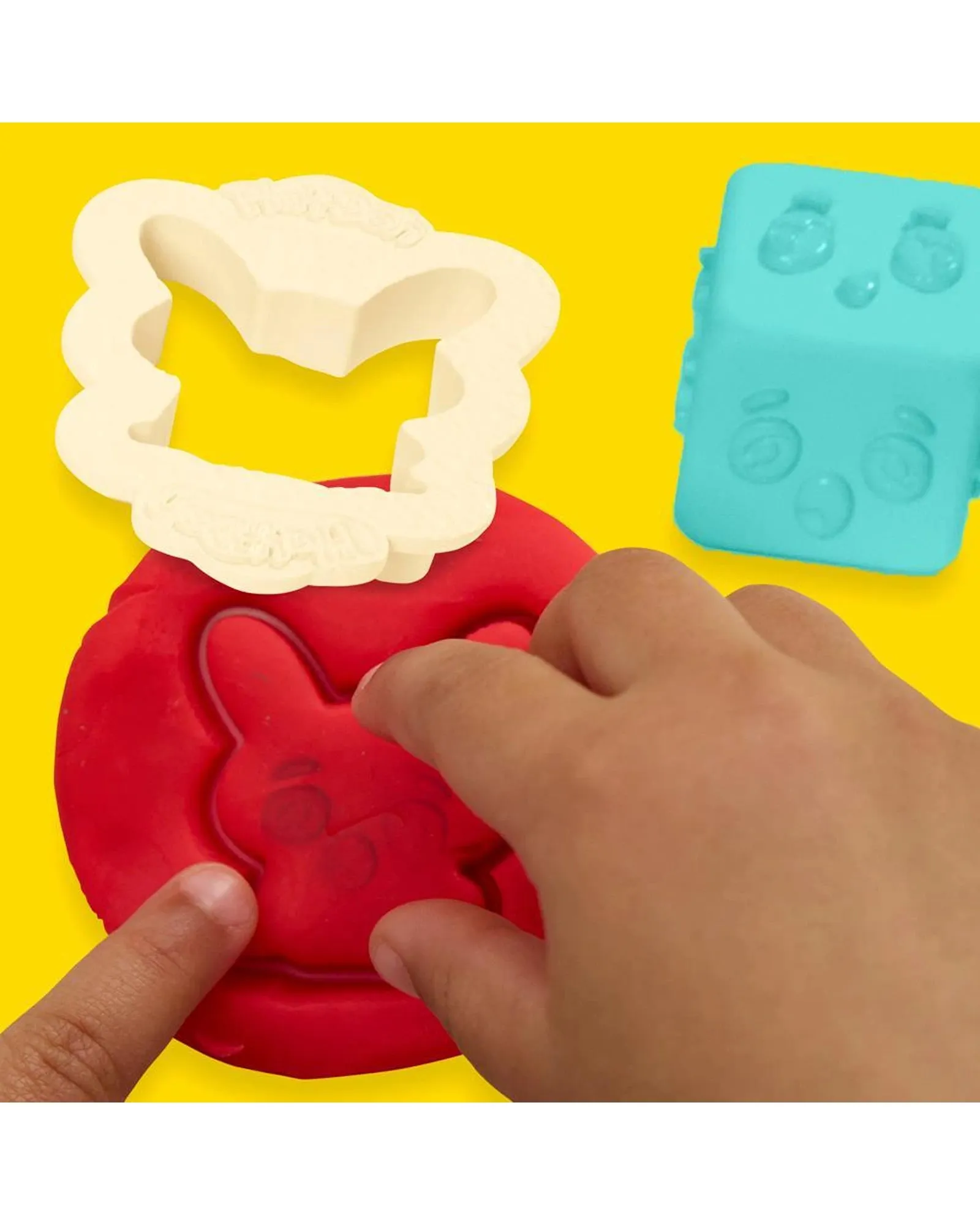 Play-Doh Fold N Go Playmat