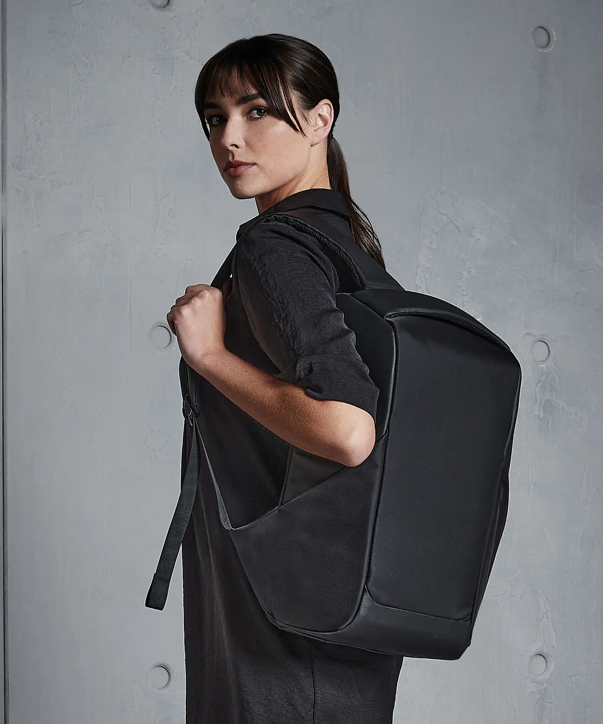 Project charge security backpack | Black