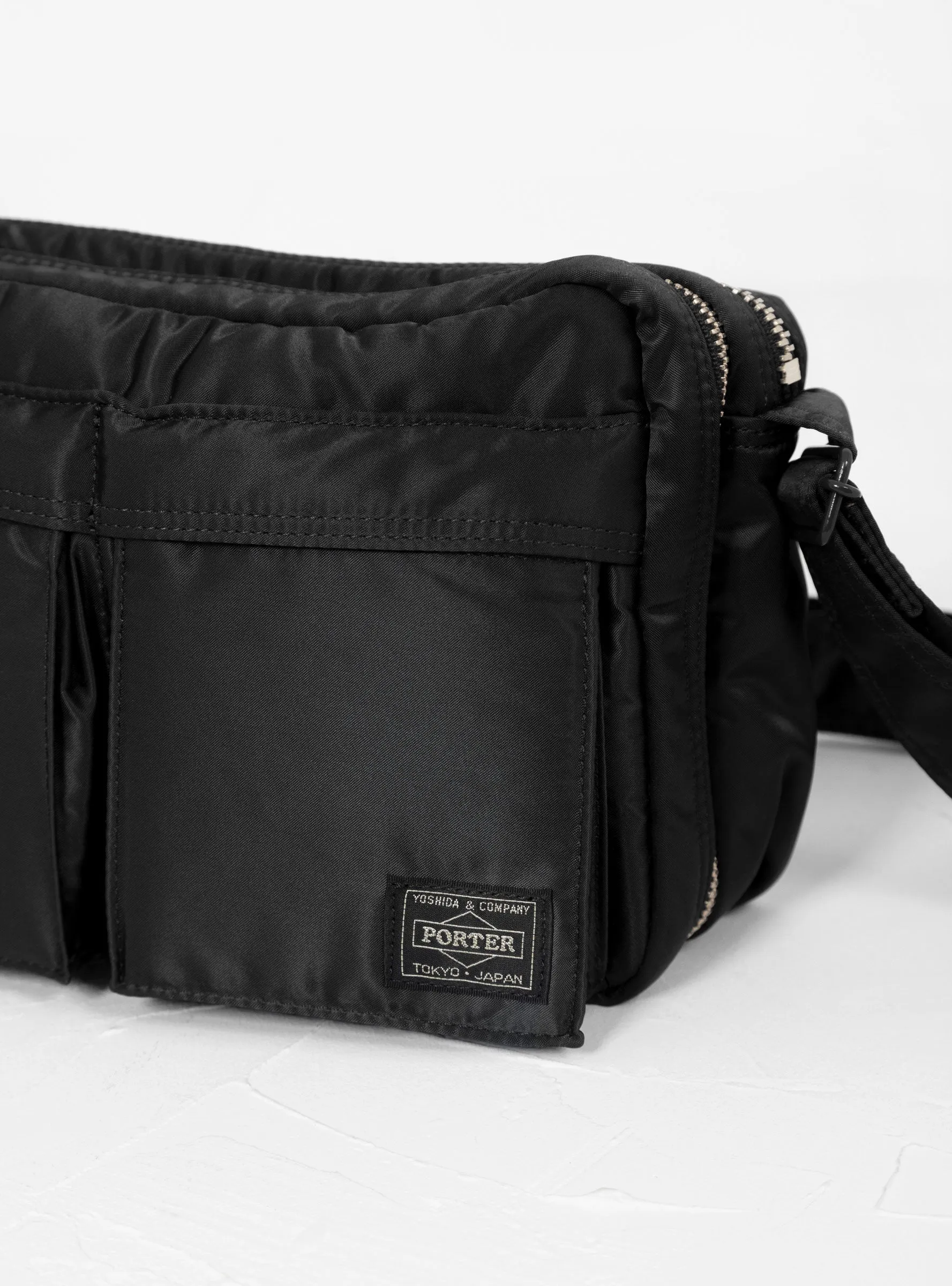 TANKER Shoulder Bag Small Black