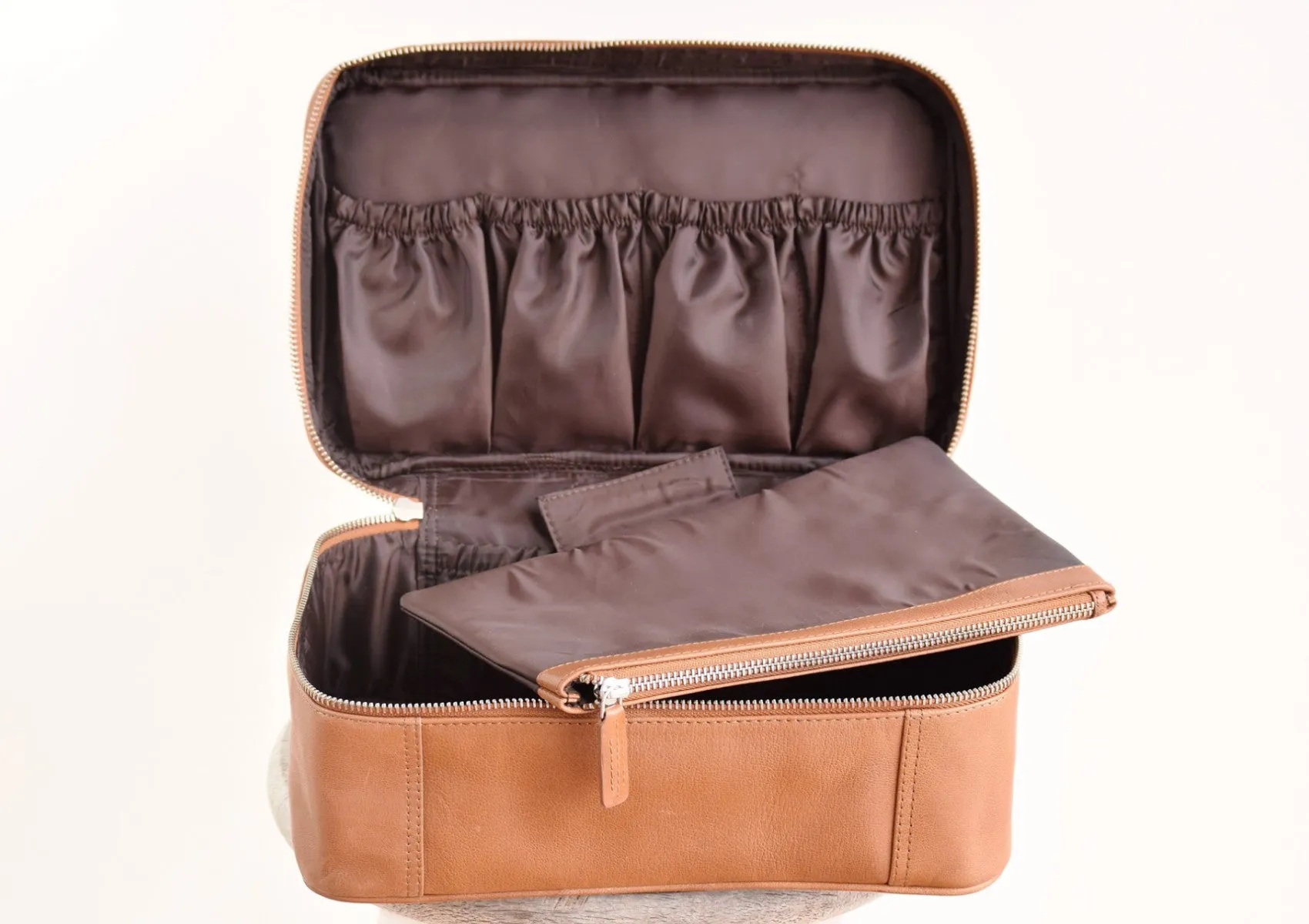 Toiletry Bag - Caramel