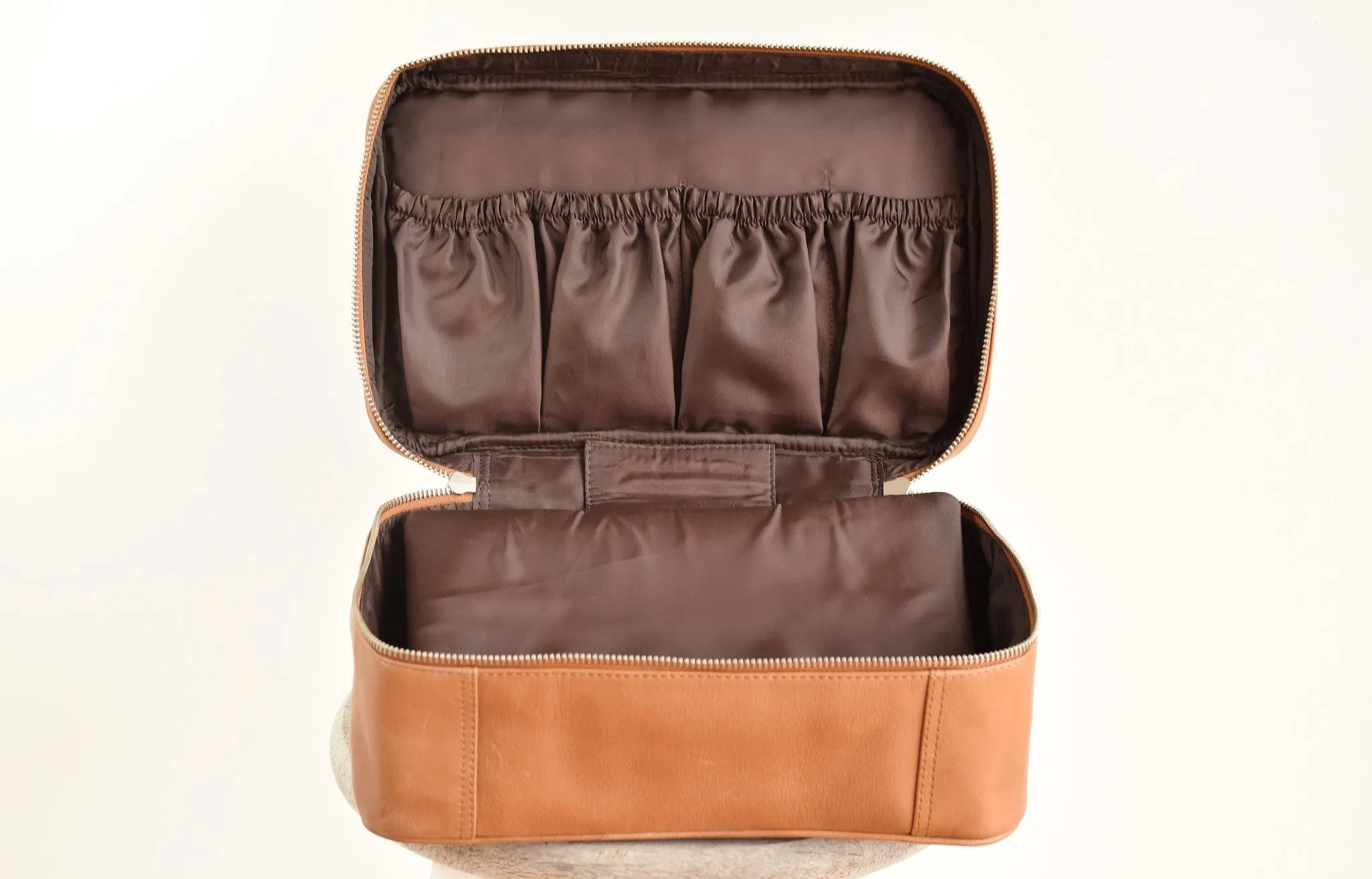 Toiletry Bag - Caramel